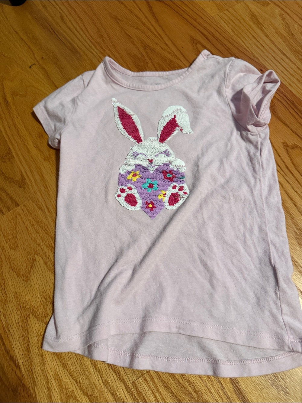 Place Light Pink Bunny Heart Embroidered Short Sleeve Tee